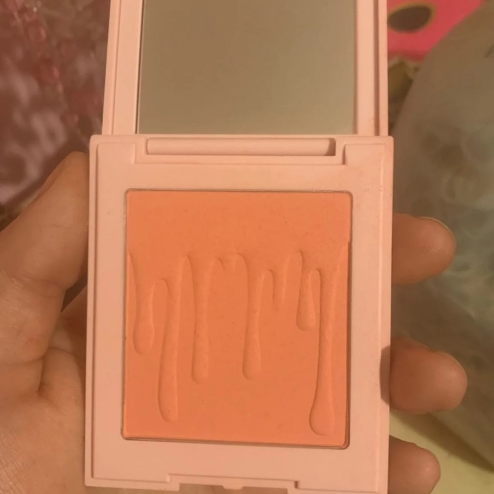 Kylie blush